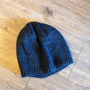 Women's fleece lined beanie.